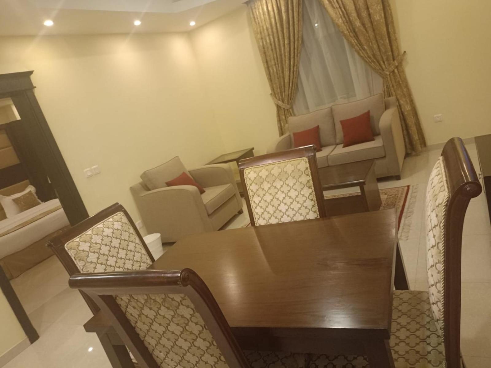 Rolana Furnished Apartments Dzsidda Kültér fotó