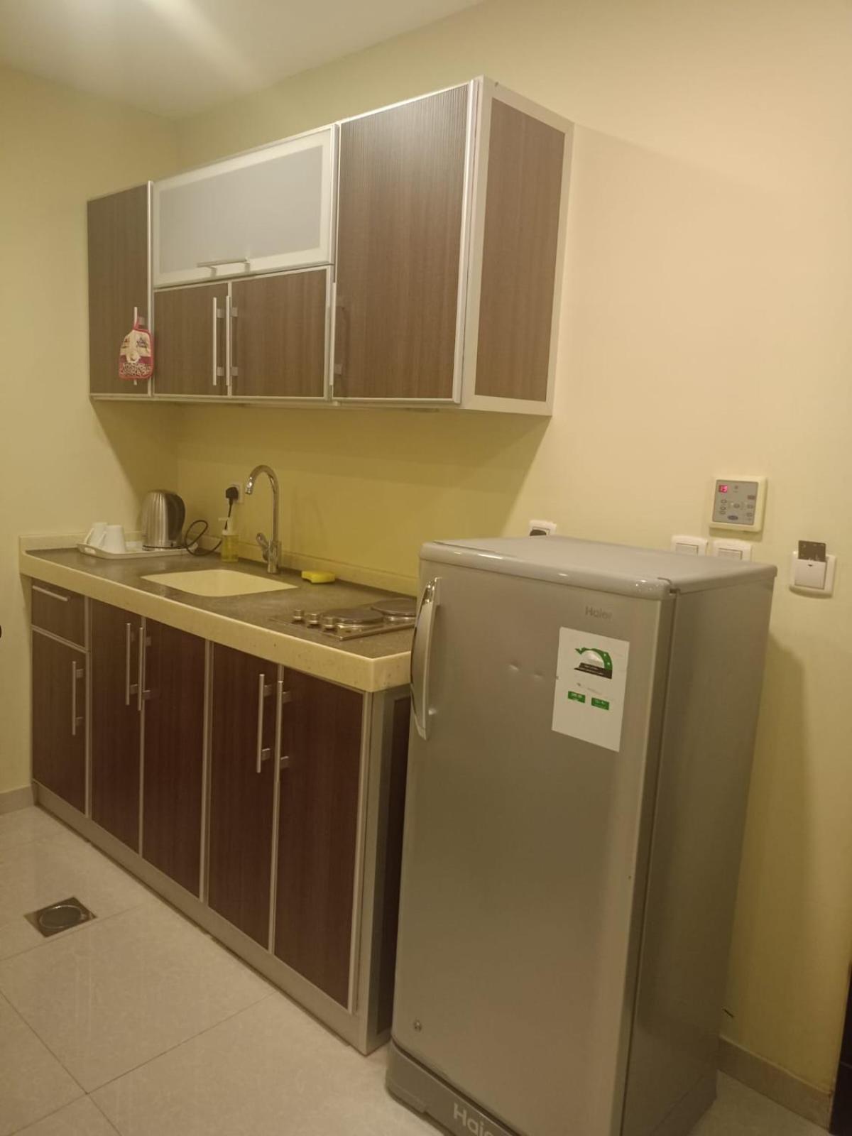 Rolana Furnished Apartments Dzsidda Kültér fotó