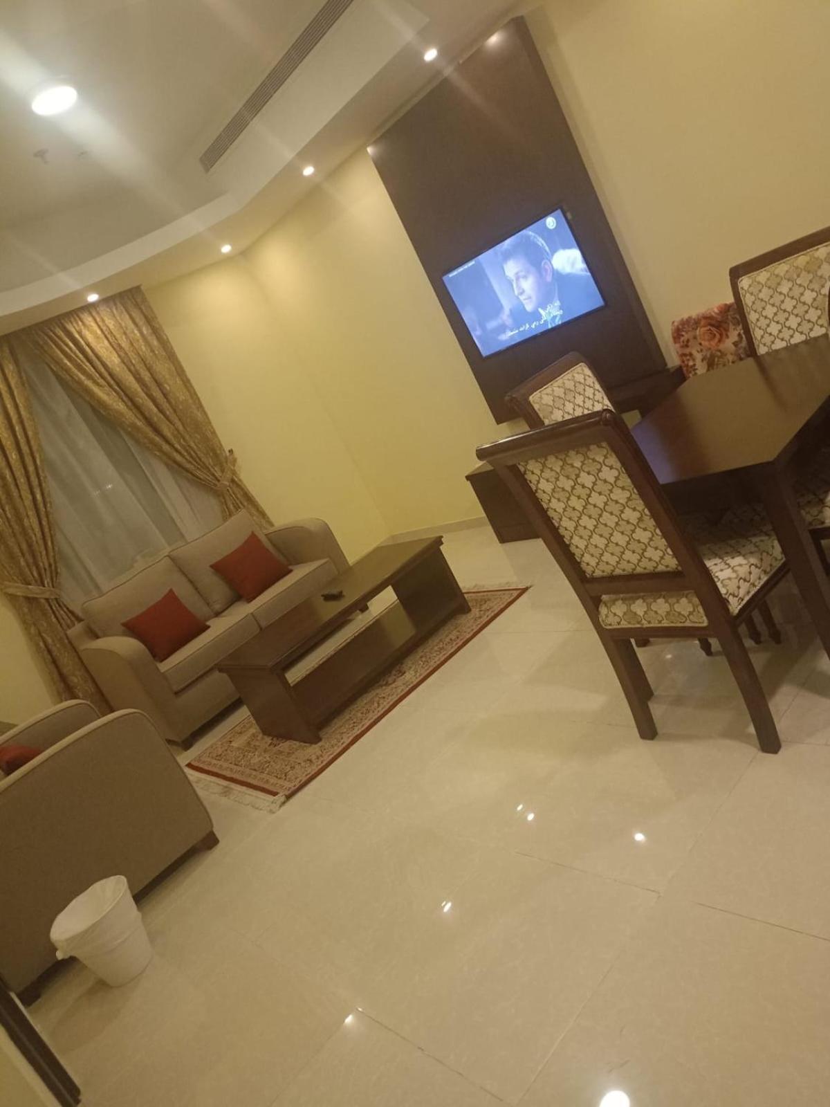 Rolana Furnished Apartments Dzsidda Kültér fotó